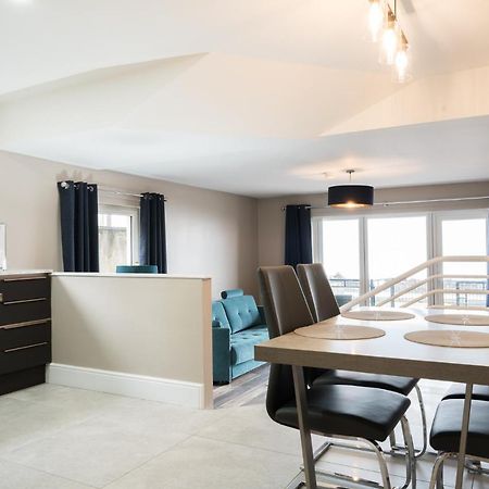 Bayview Apartments Ballygally  外观 照片