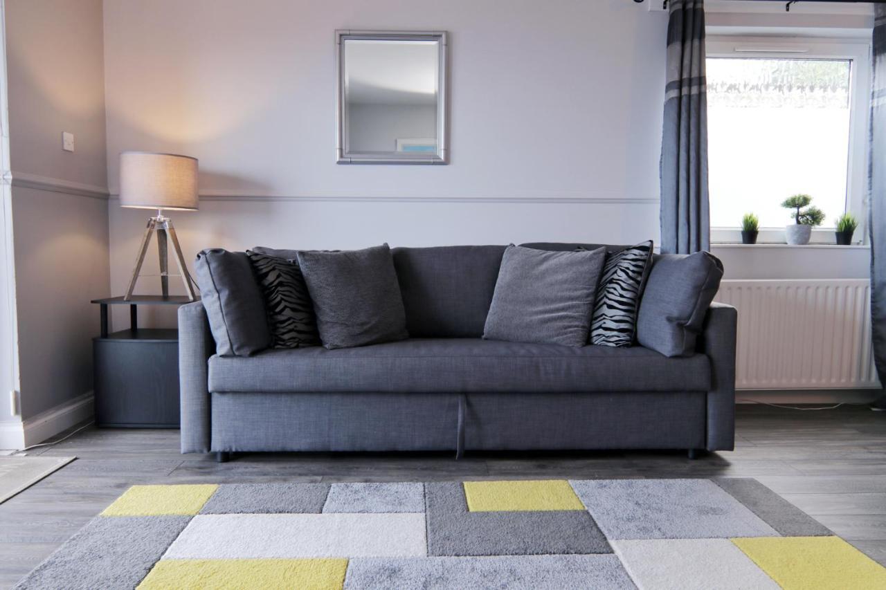 Bayview Apartments Ballygally  外观 照片