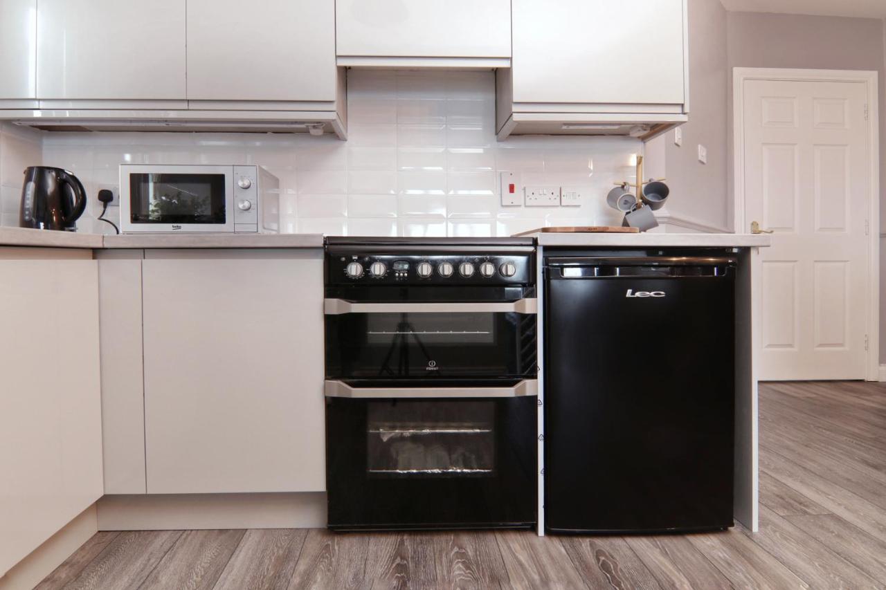 Bayview Apartments Ballygally  外观 照片