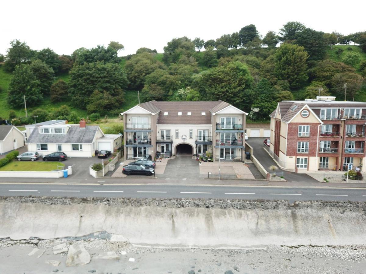 Bayview Apartments Ballygally  外观 照片