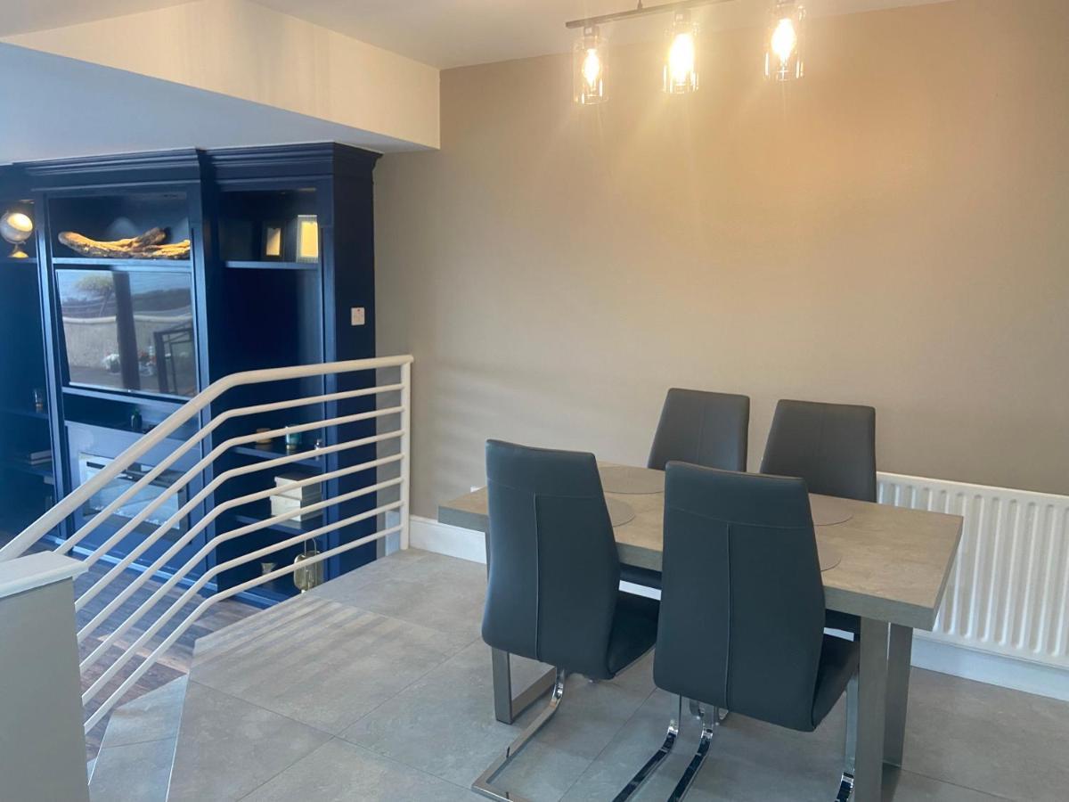 Bayview Apartments Ballygally  外观 照片
