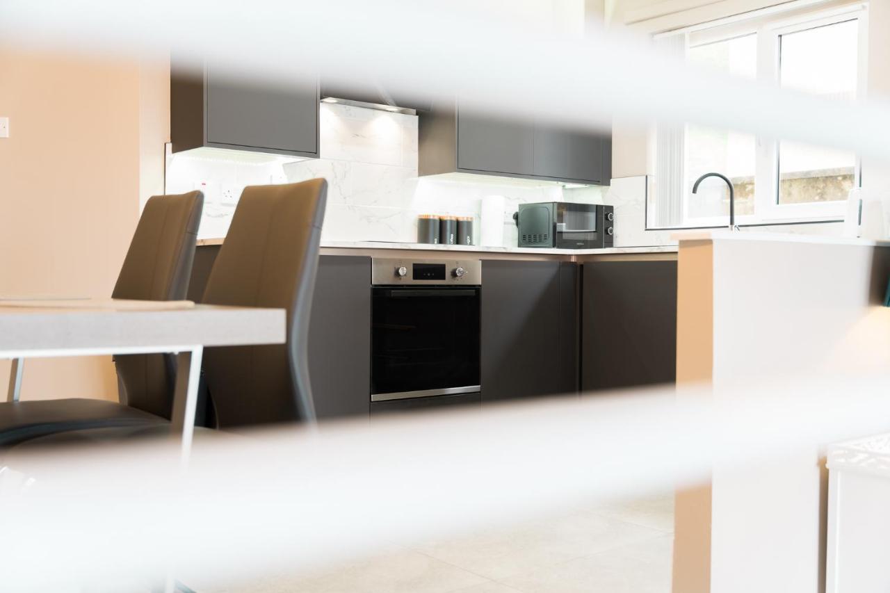 Bayview Apartments Ballygally  外观 照片