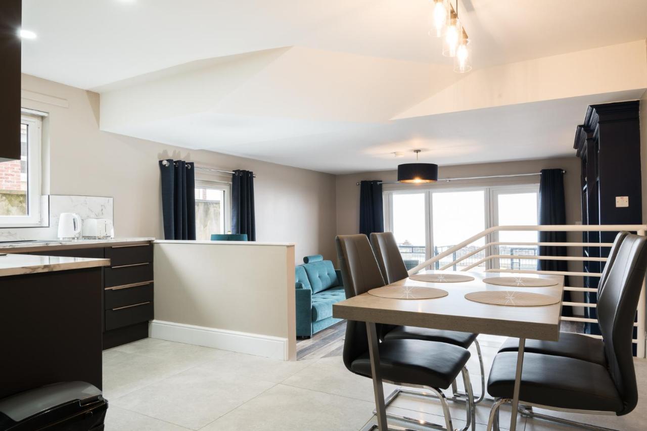 Bayview Apartments Ballygally  外观 照片
