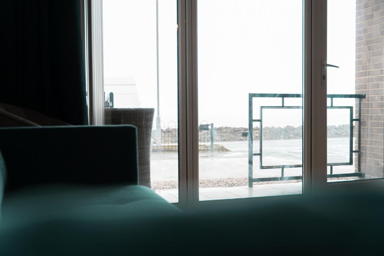 Bayview Apartments Ballygally  外观 照片