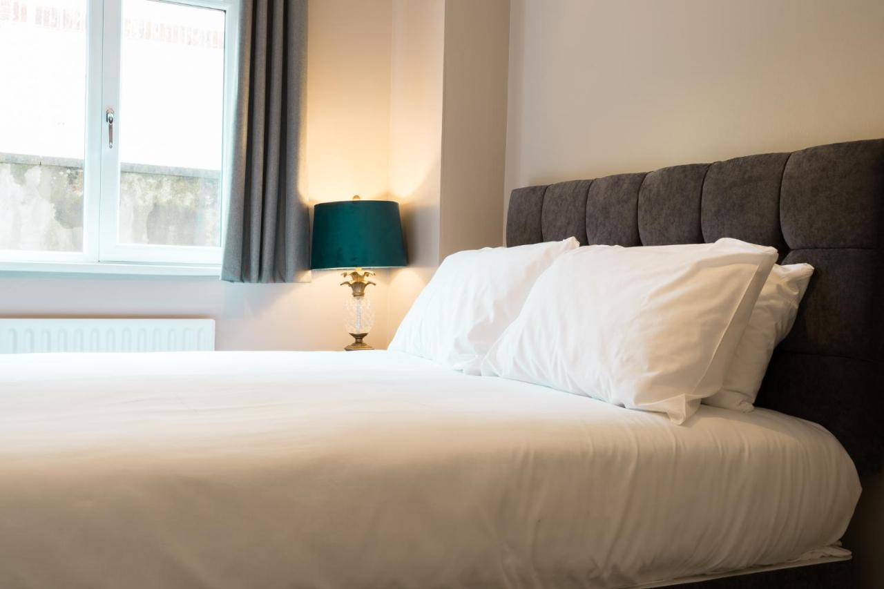 Bayview Apartments Ballygally  外观 照片