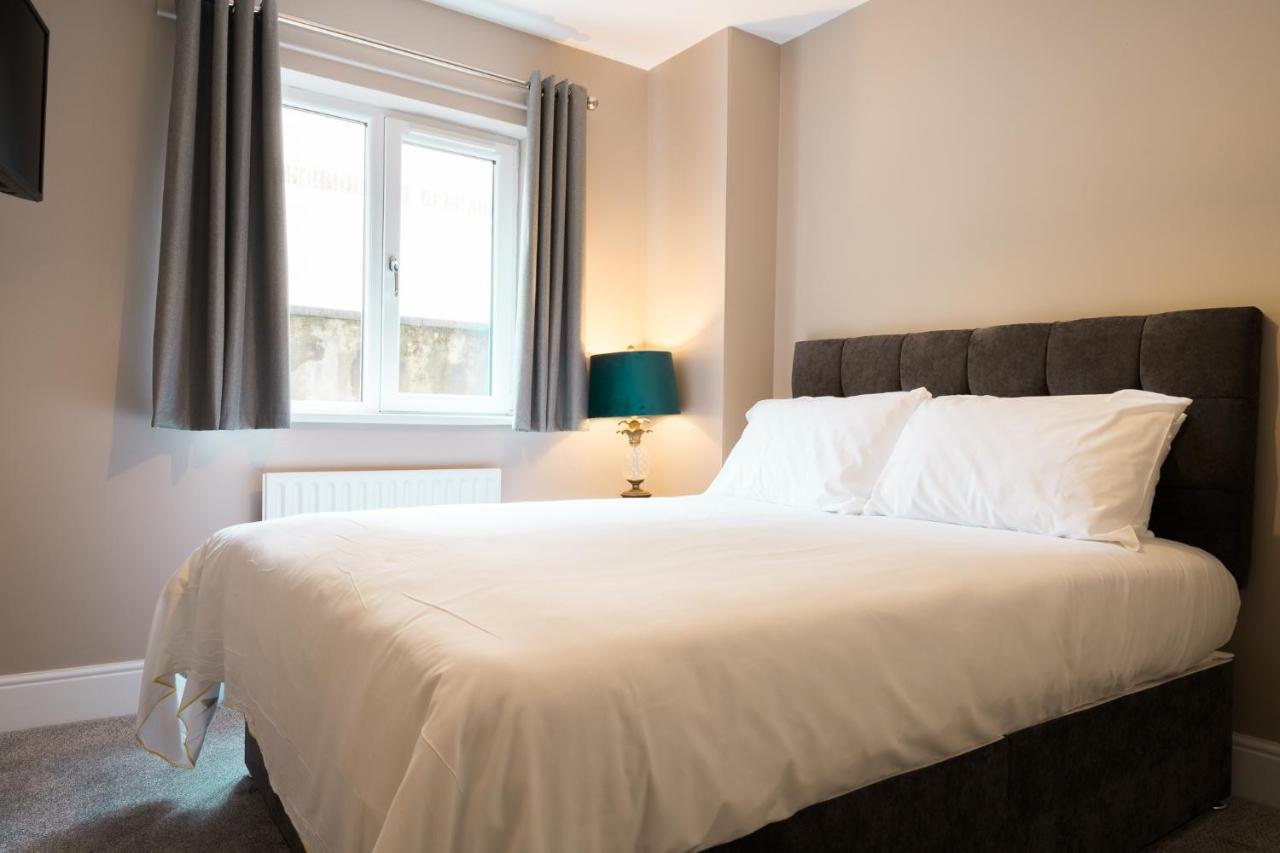 Bayview Apartments Ballygally  外观 照片
