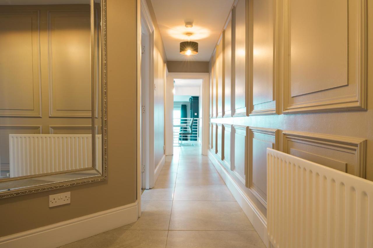 Bayview Apartments Ballygally  外观 照片